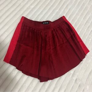 Aritzia Tna Silk Pleated Shorts